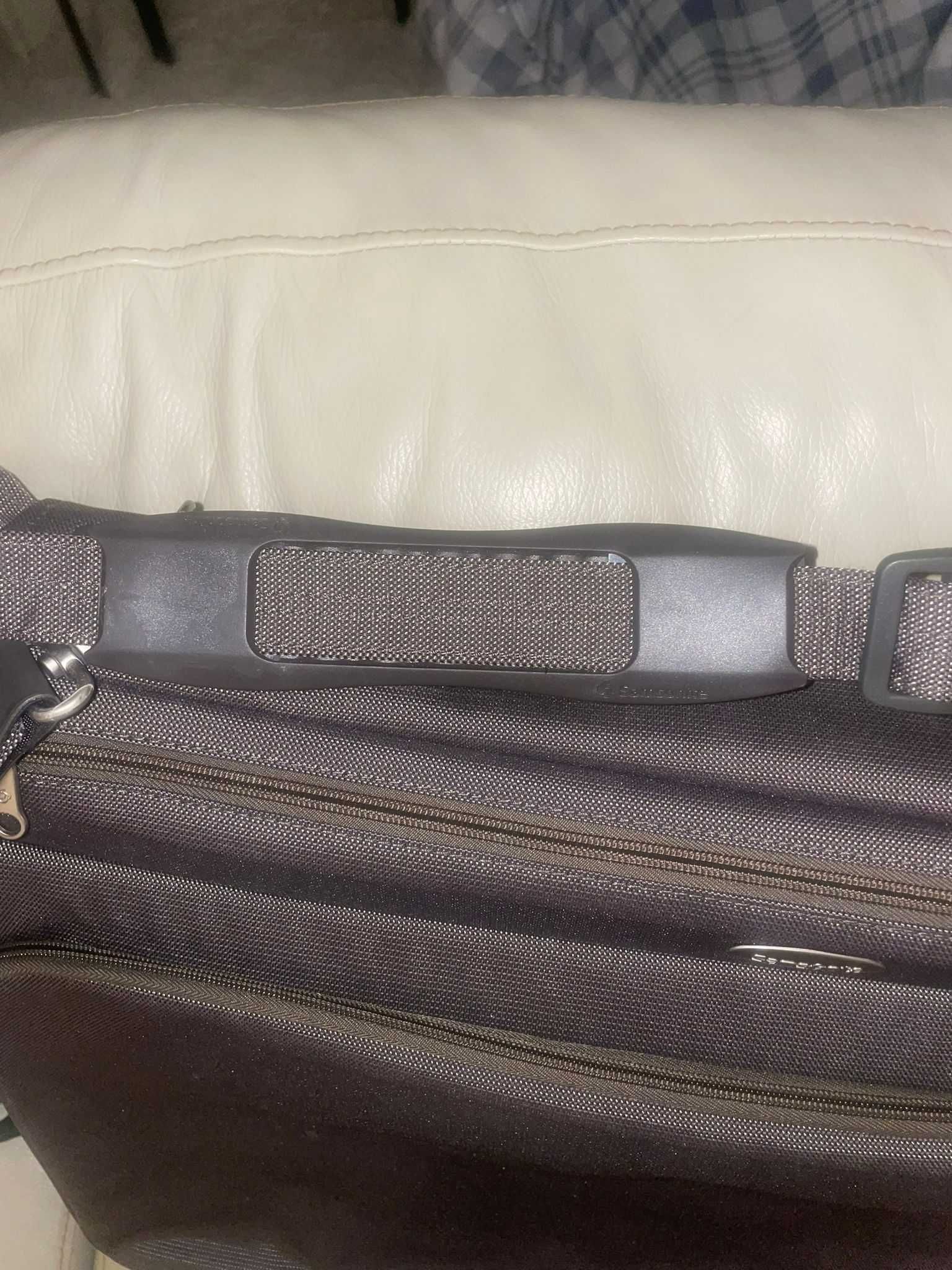 Porta fatos samsonite