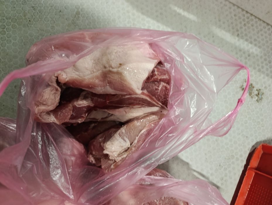 Продам заморожене свинне м'ясо (польське) мікс(шпондер,шинка,шия,лопат