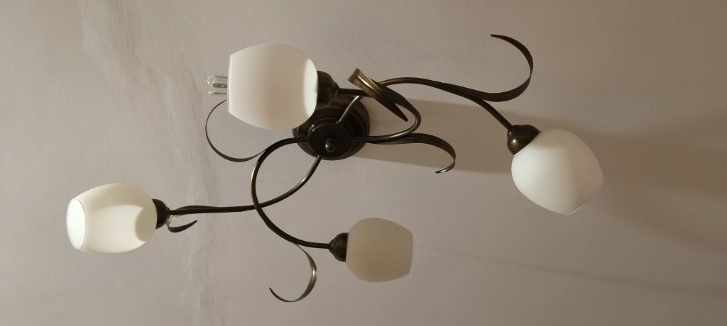 Lampa sufitowa  na 4 żarówki