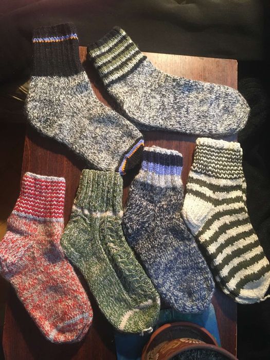 Носки вязаные , тапочки