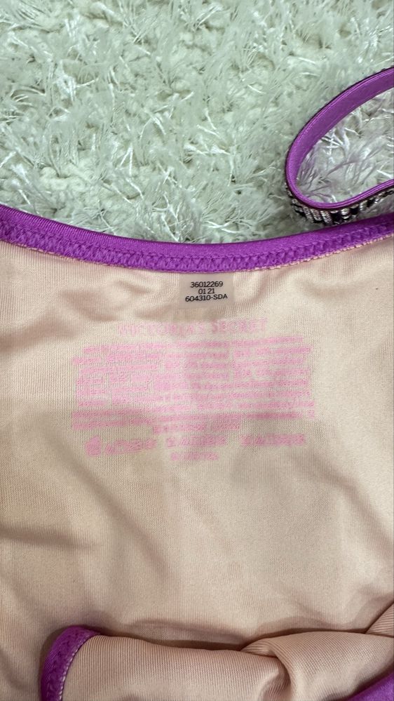 Купальник Victoria secret оригінал S-M рожевий і чорний