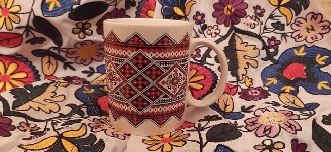 Чашка Україна, чашка-вишиванка, чашка патріотична