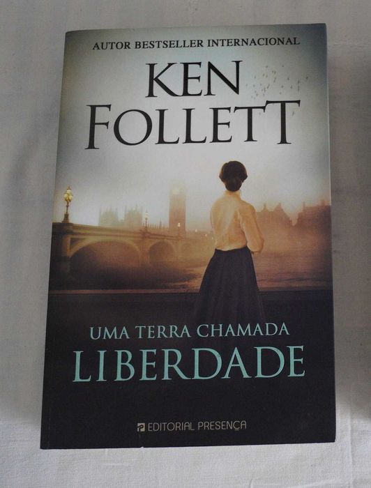 Follett, Brown Robb, Bourne Crichton, Boyd, Patterson, Baldacci Parris