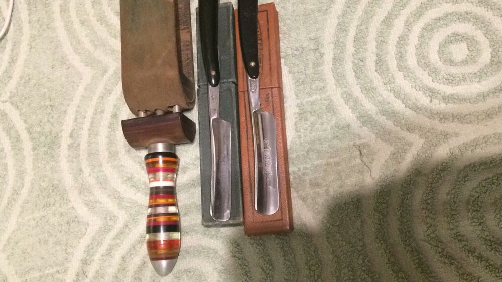 Опасные бритвы.