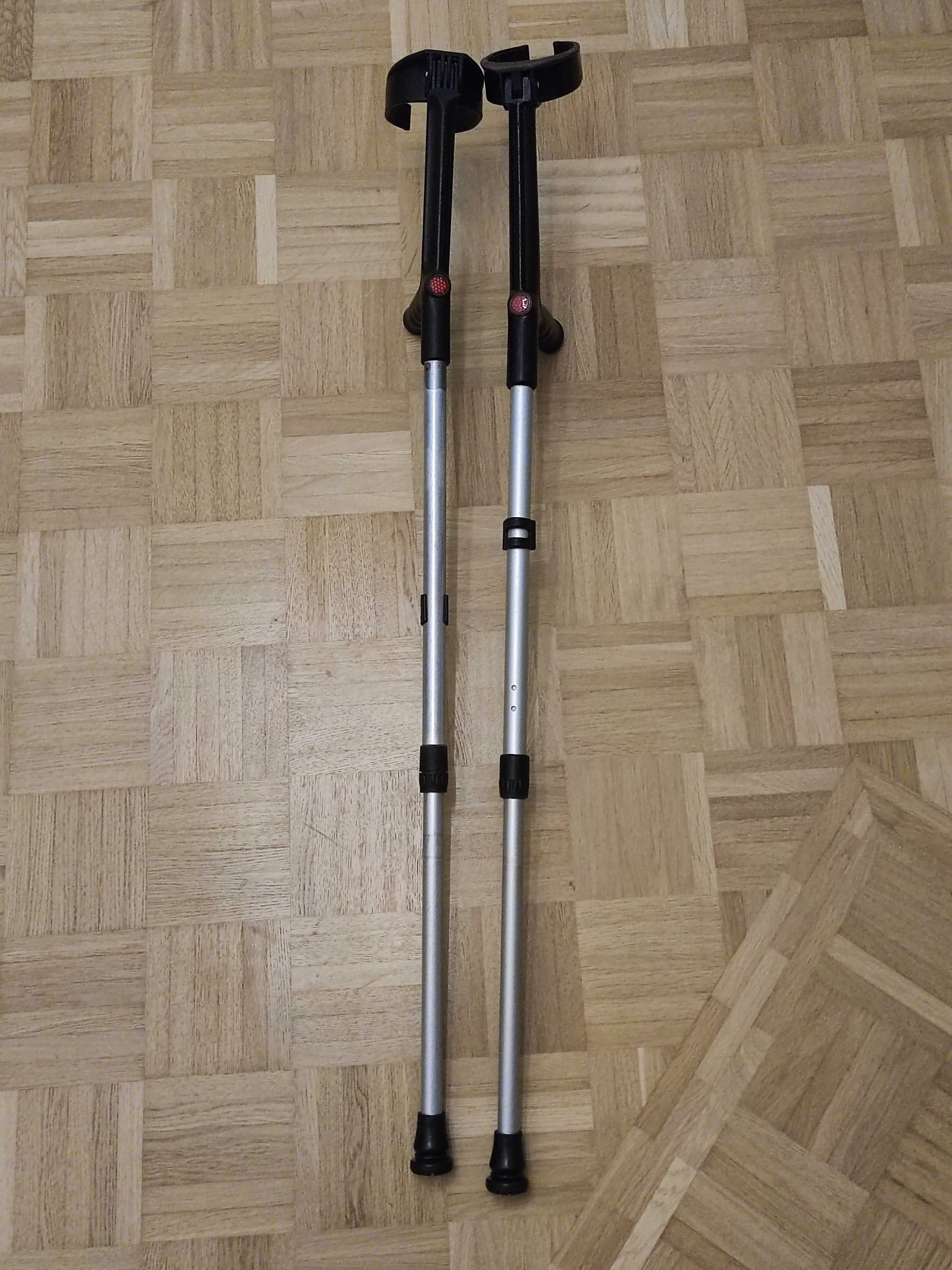 Kule inwalidzkie , łokciowe, stan bardzo dobry