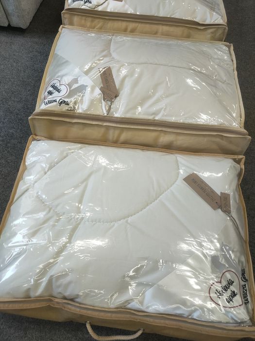 Kołdry  220x200 z runa naszych Alpak 100% produkt naturalny