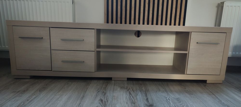 Szafka RTV sprzedam