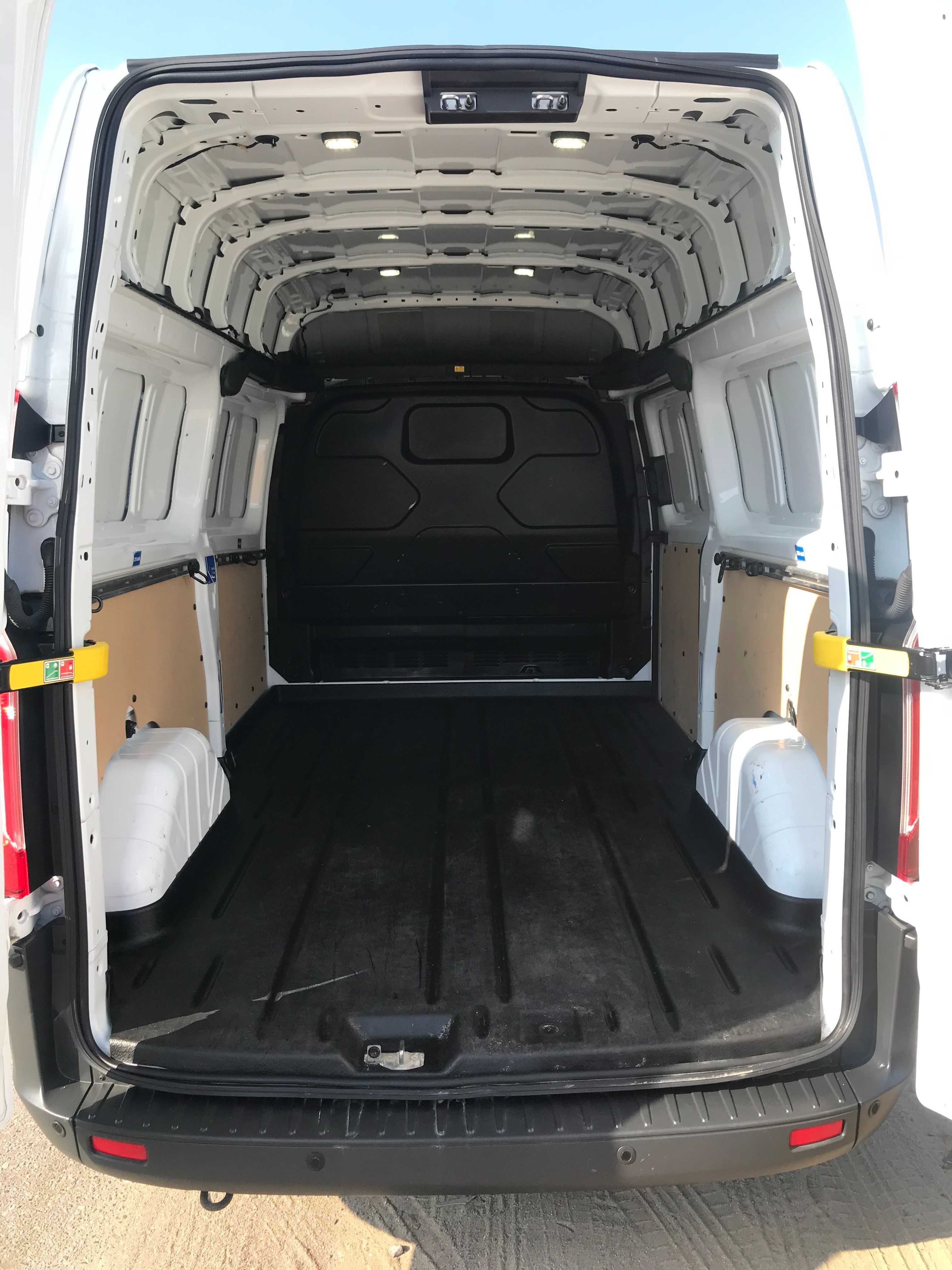 Ford Transit Custom 2,0tdci L2H2 Faktura Vat