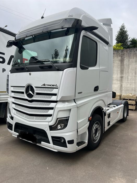 Merdeces Actros L 1951