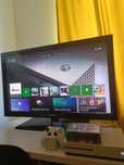 Xbox One dwa pady stacja ładujaca oraz 4 gry plus telewizor