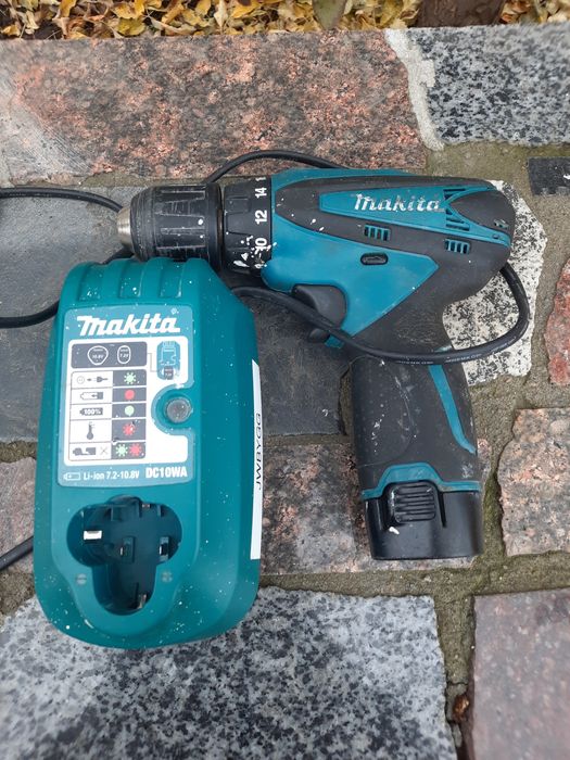 Акумуляторний шуроповерт makita
