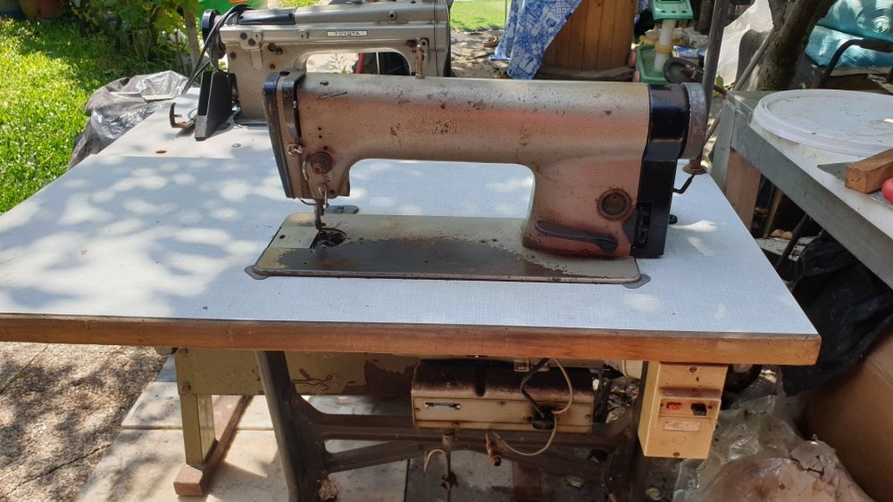 Vendo máquina de costura de ponto corrido