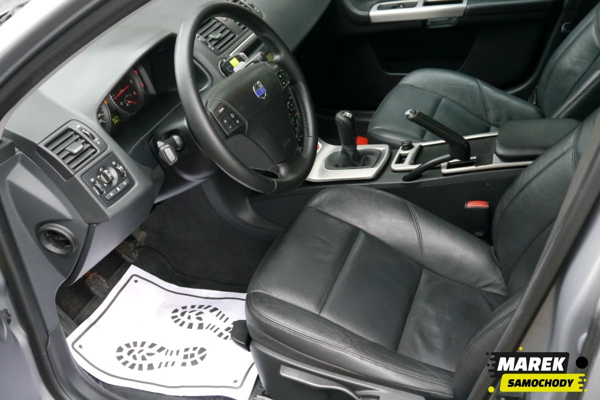 Volvo s40 1.6hdi skóra,tempomat,navigacja