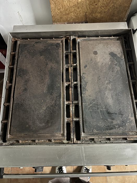 Grelhador profissonal com mesa inox