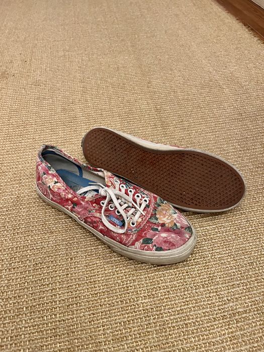 Tenis VANS floral mulher