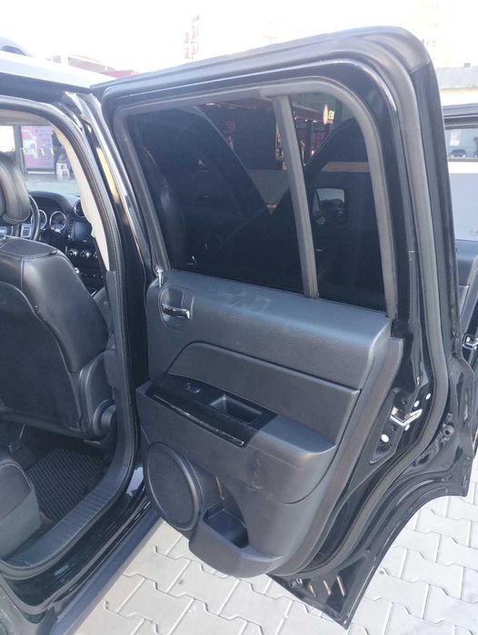 Jeep Patriot 2013 2.4 бензин 4x4