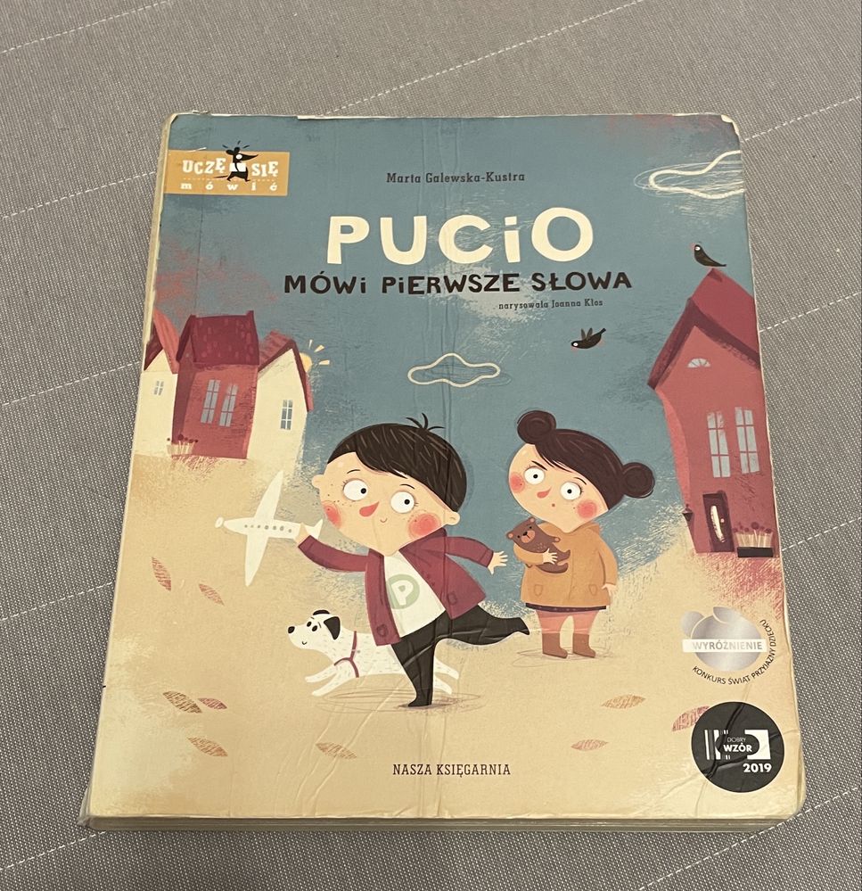 Pucio zabawy gestem i dźwiękiem książeczka dla dzieci