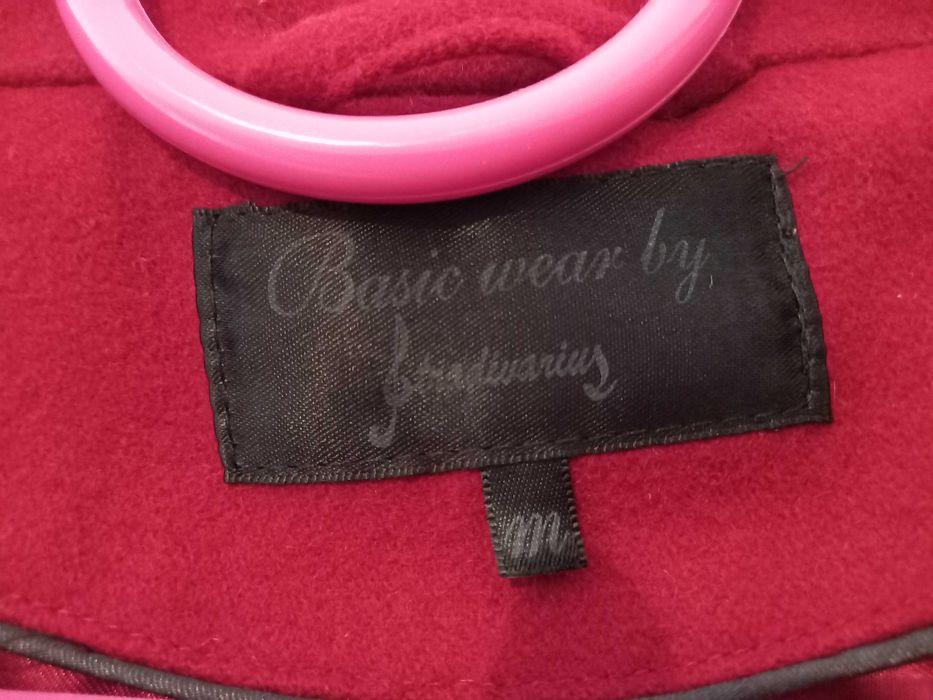 Casaco curto de inverno, bordeaux - M - Stradivarius