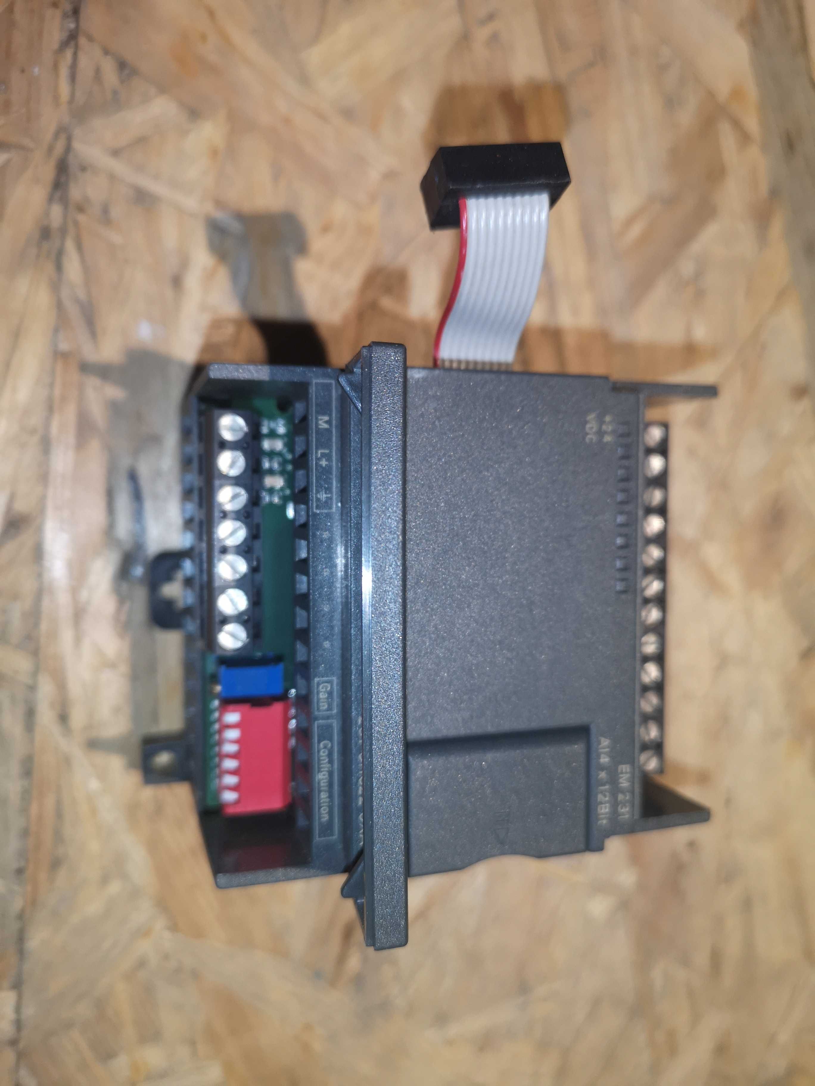 Sterownik s7-200 CPU 216 + karty 6ES7 216-2AD00 223-1PL00 231-0HC22