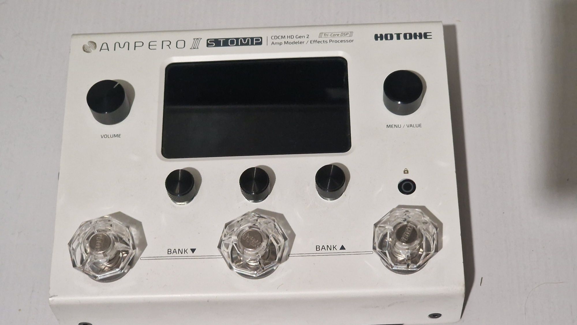 Hotone Ampero stomp 2