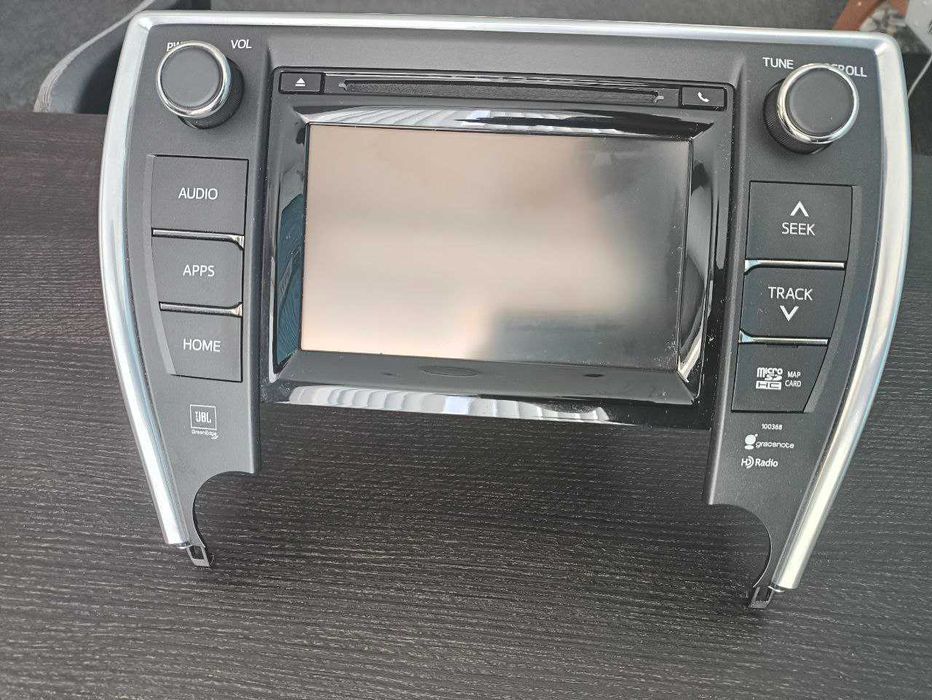 Оригінальна магнітола Toyota Camry 55 XLE