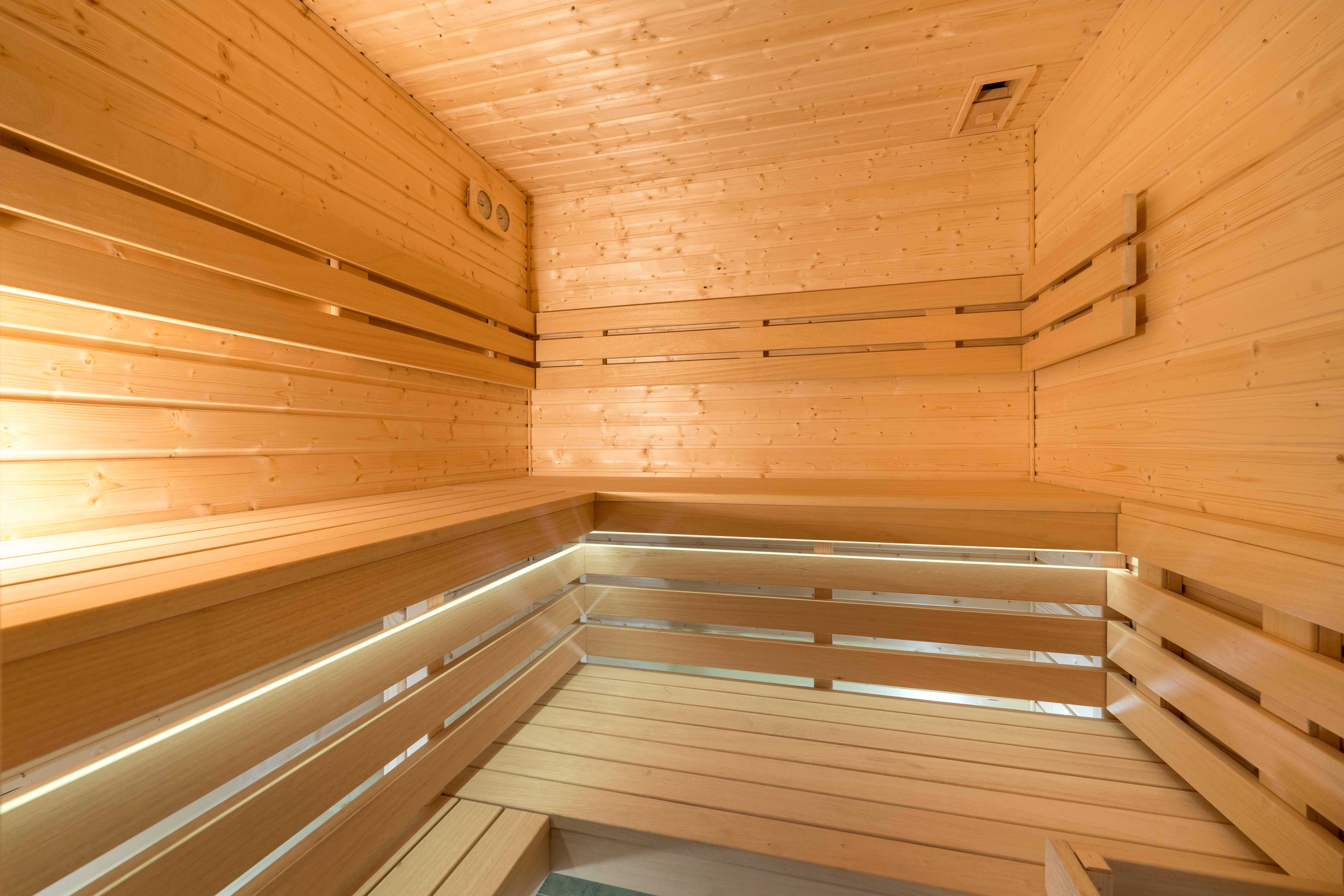 Nocleg apartament wakacje w górach Beskidach Szczyrk sauna jacuzzi