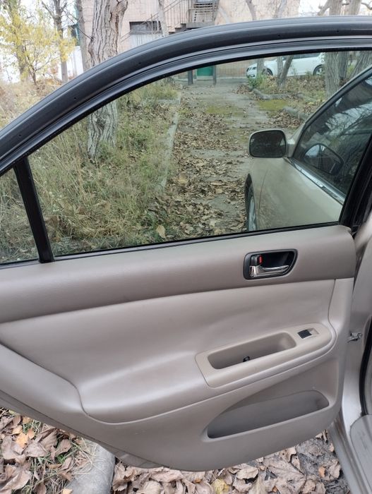 Продам автомобіль Toyota Camry