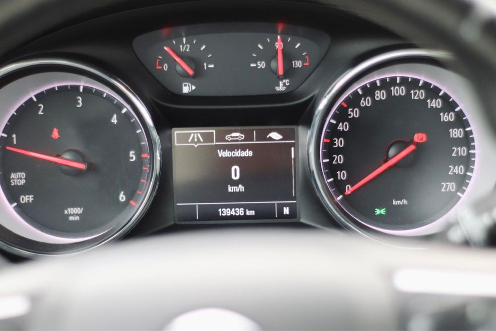 Opel insignia 1.6