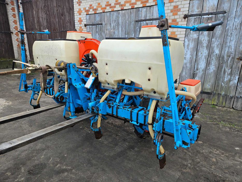 Siewnik do kukurydzy Monosem NG 4 rzędowy