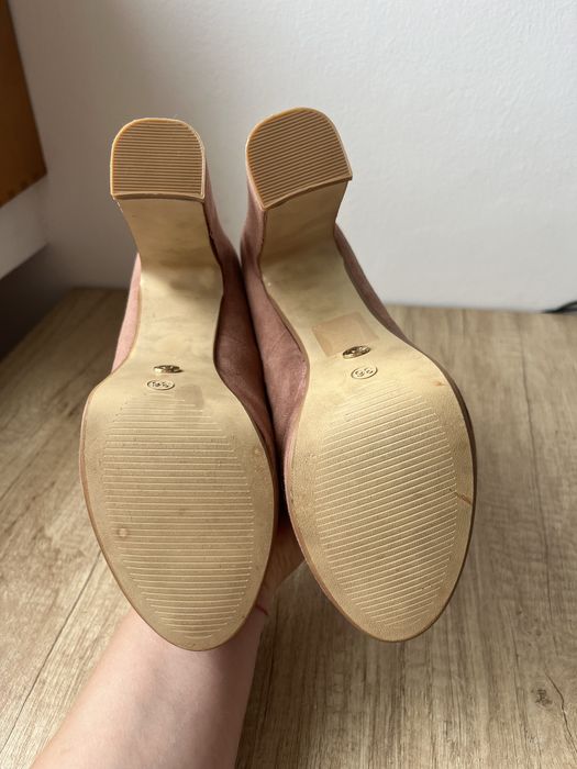 Szpilki Obcasy na slupku pudrowy róż