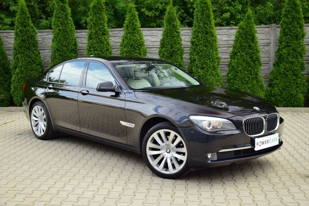 BMW Seria 7 740d 306KM Salon POLSKA Individual Gwarancja