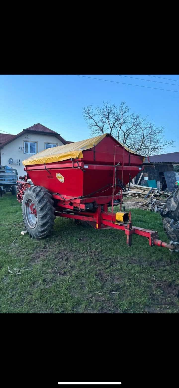Rozsiewacz Bredal b4