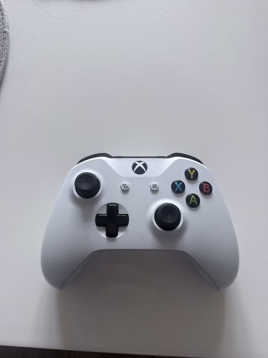 Контролер XBOX One