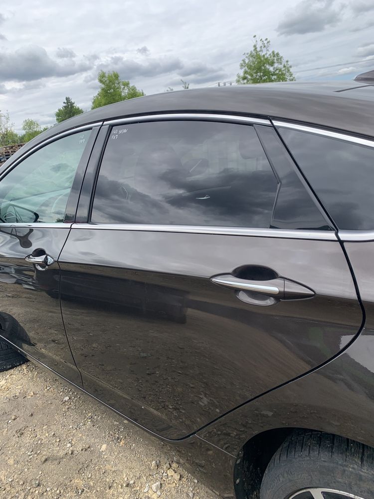 Hyundai i40 sedan drzwi lewe tylne lewy tył YN7