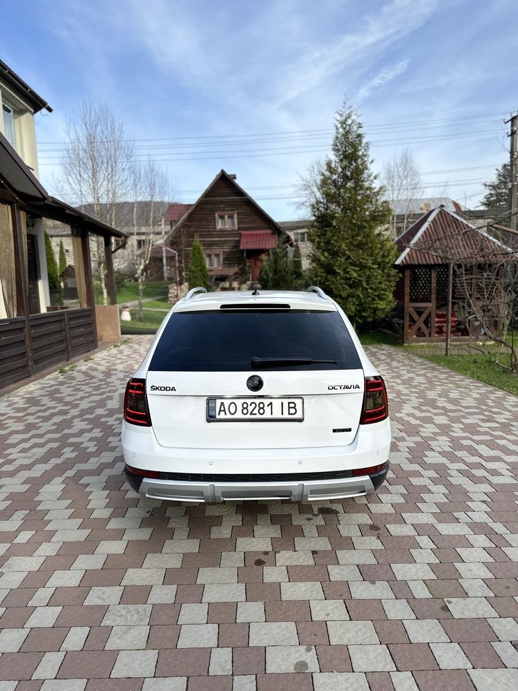 Skoda octavia scout  2.0TDI 135KW 4х4 А7