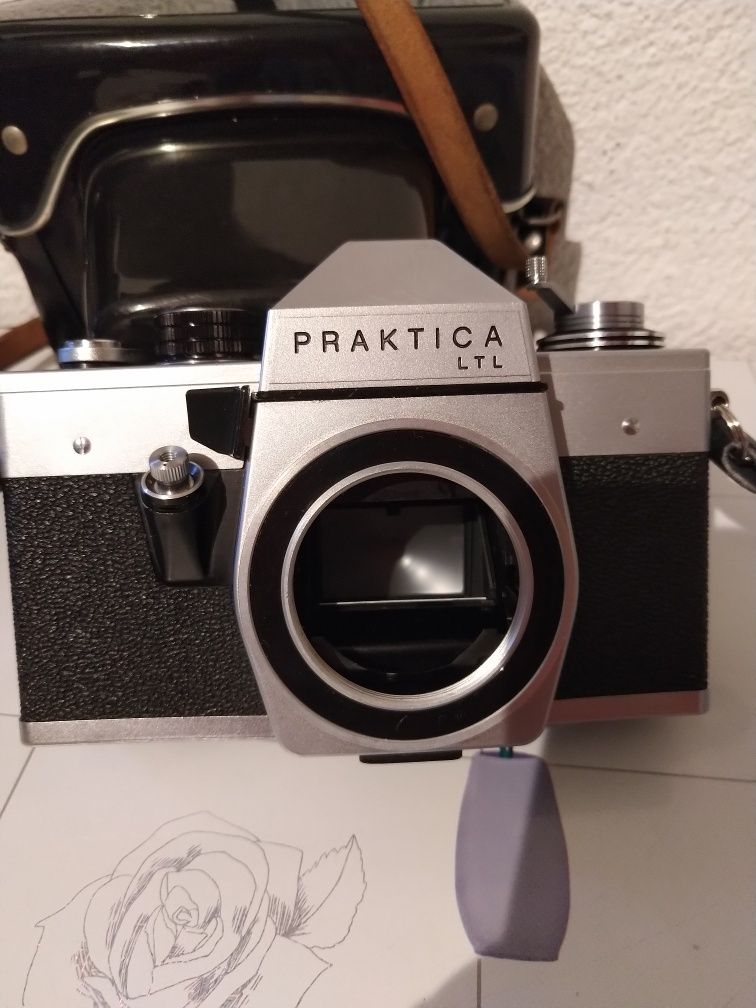 Aparat analogowy praktika na części