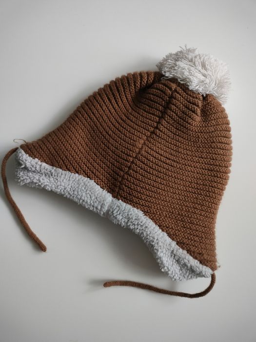 Czapka zimowa chłopięca wiązana rozmiar 86/98 cm