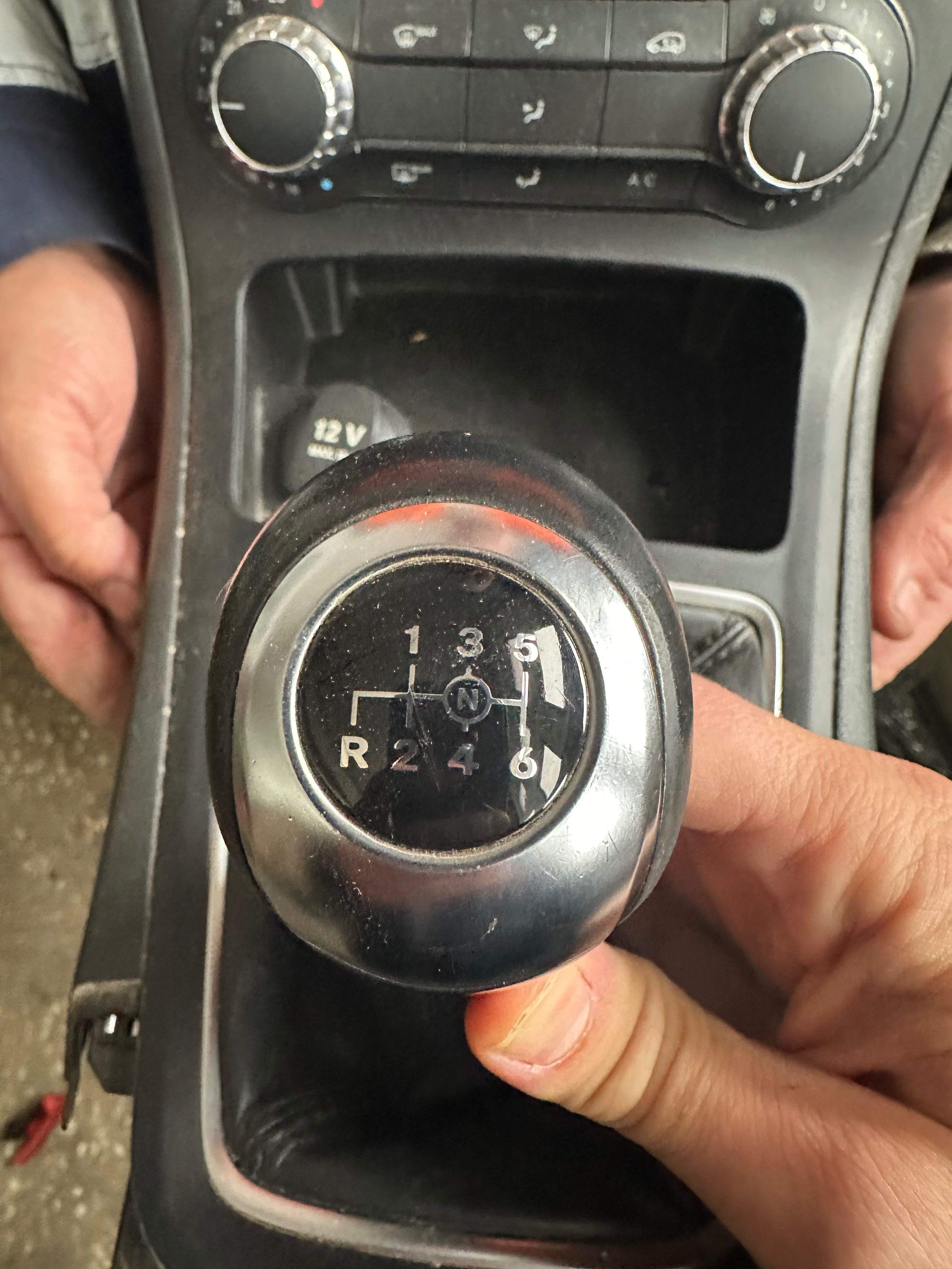 Mercedes B klasa W246 A klasa W176 CLA W117 GLA gałka biegów lewarek