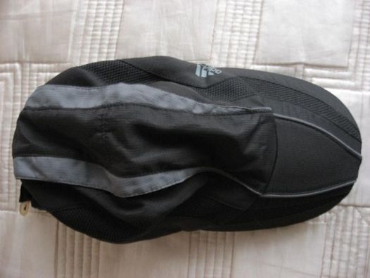 Młodzieżowa sportowa czapeczka z daszkiem ADIDAS 57,5 cm