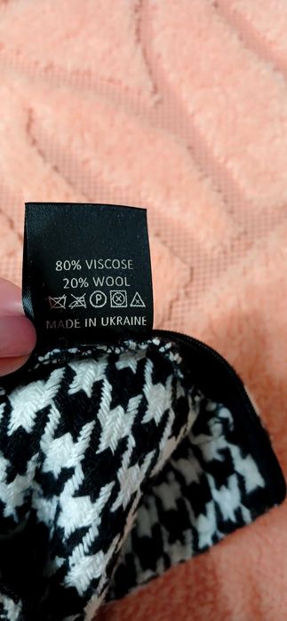 Жіноча  тепла міні спідниця S