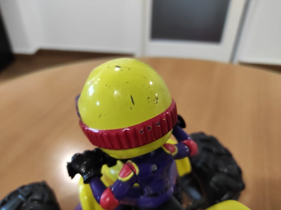 Moto 4 telecomandada - Hasbro