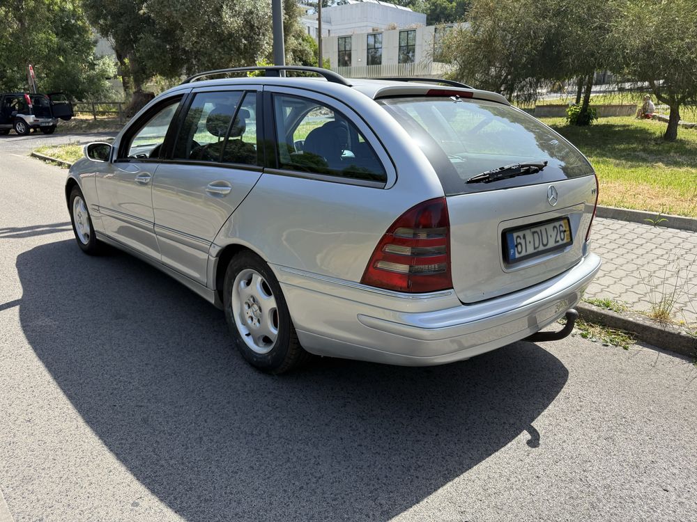 Mercedes Benz C200 de 2001