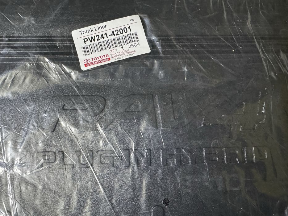 Mata Wykladzina Bagaznika Toyota Rav4 Plug-in Nowa Oryginalna