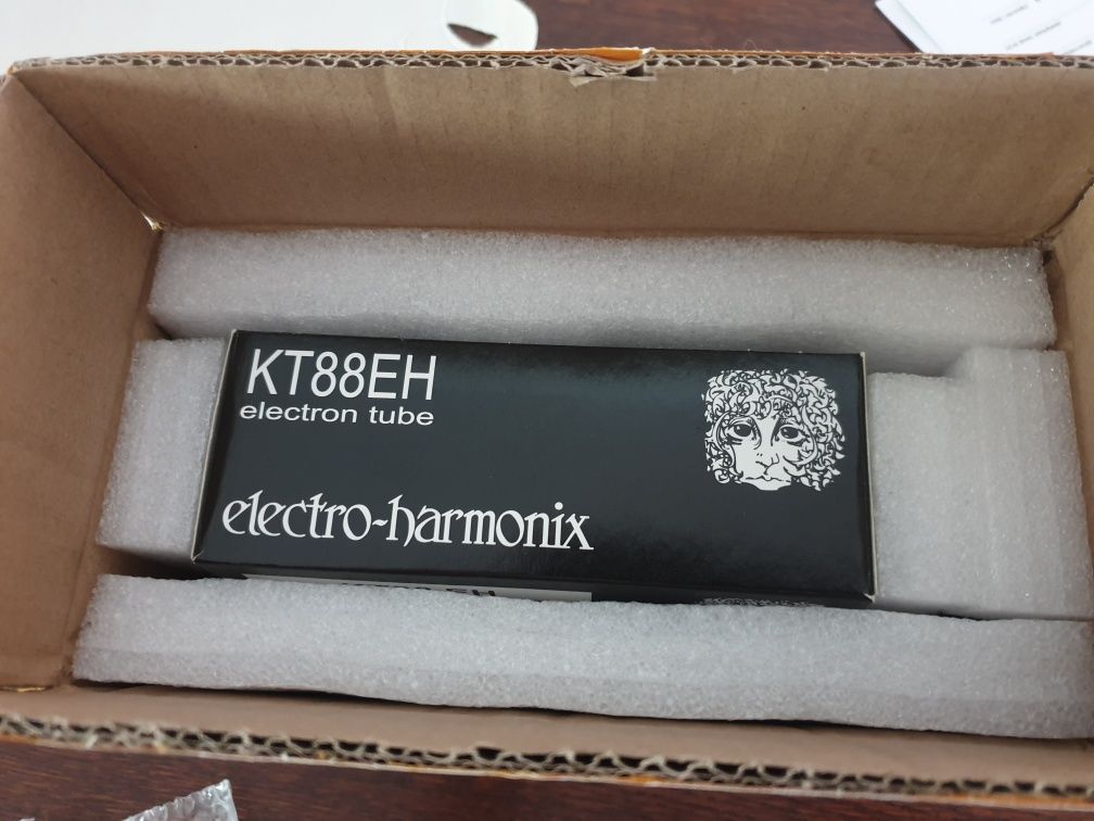 Electro-Harmonix KT88EH dobrana para nowe