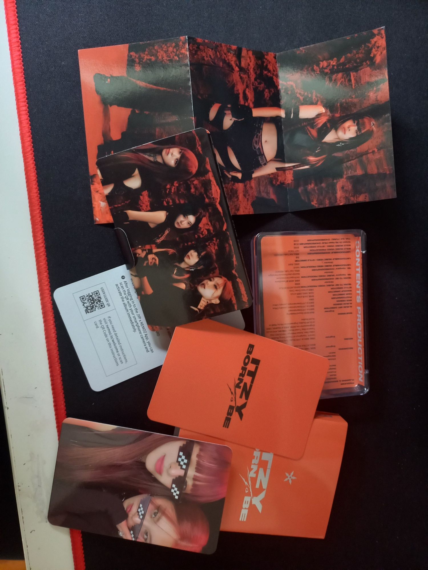 itzy born to be nemo version ver photocard unit karta pc kpop album pc