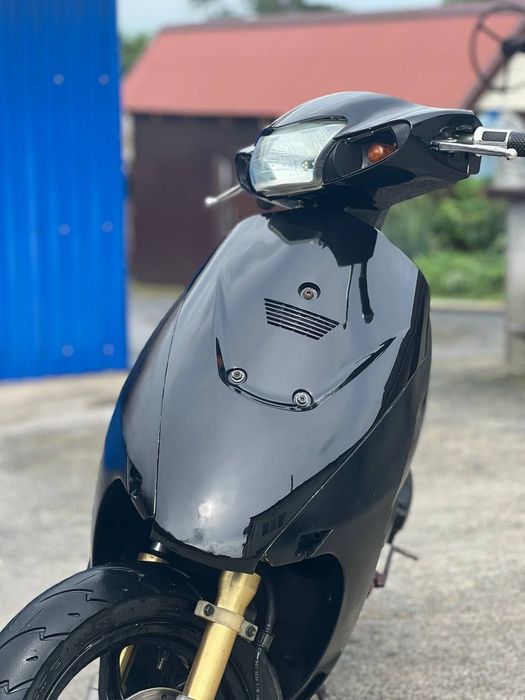 скутер Suzuki ZZ