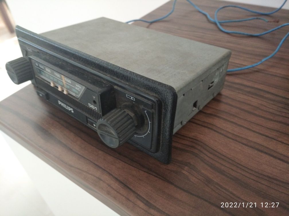 Stare radio Philips 561