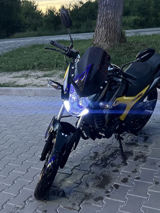 Мотоцикл Lifan kp 200