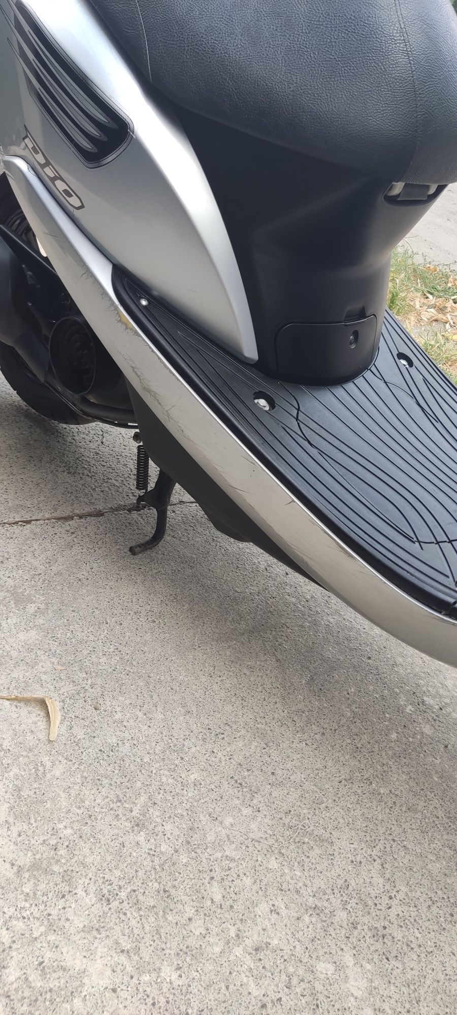 Мопед  Honda dio