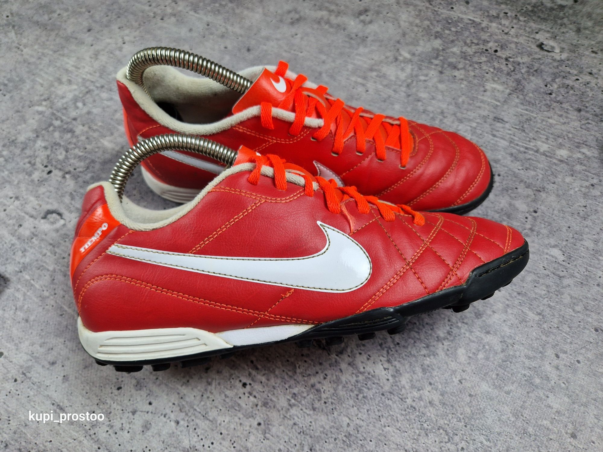 Сороконіжки Nike Tiempo Rio II TF бампи бутси